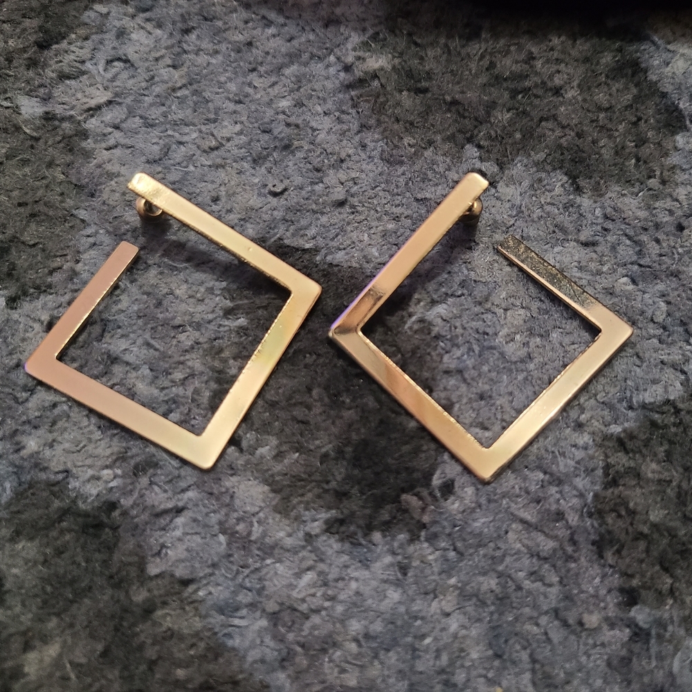 Gold Tone Square Hoop Earrings